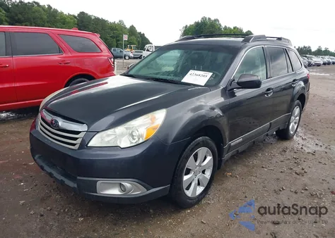 2010 Subaru Outback 2.5I Premium из США, поврежденный, VIN 4S4BRCBC5A3333474